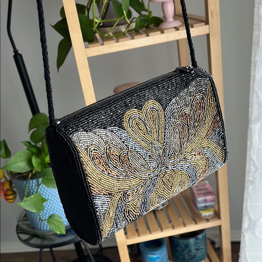 Beaded Floral Evening Shoulder Bag in Black and Gold